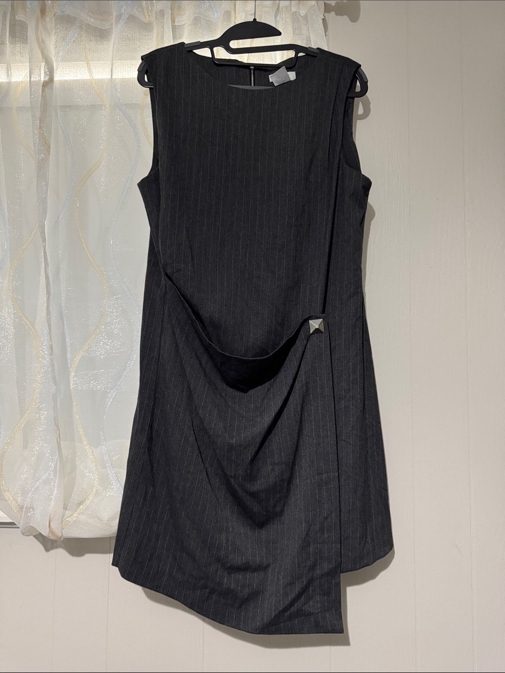 Sleeveless Pinstripe Drape Shift Dress - Black